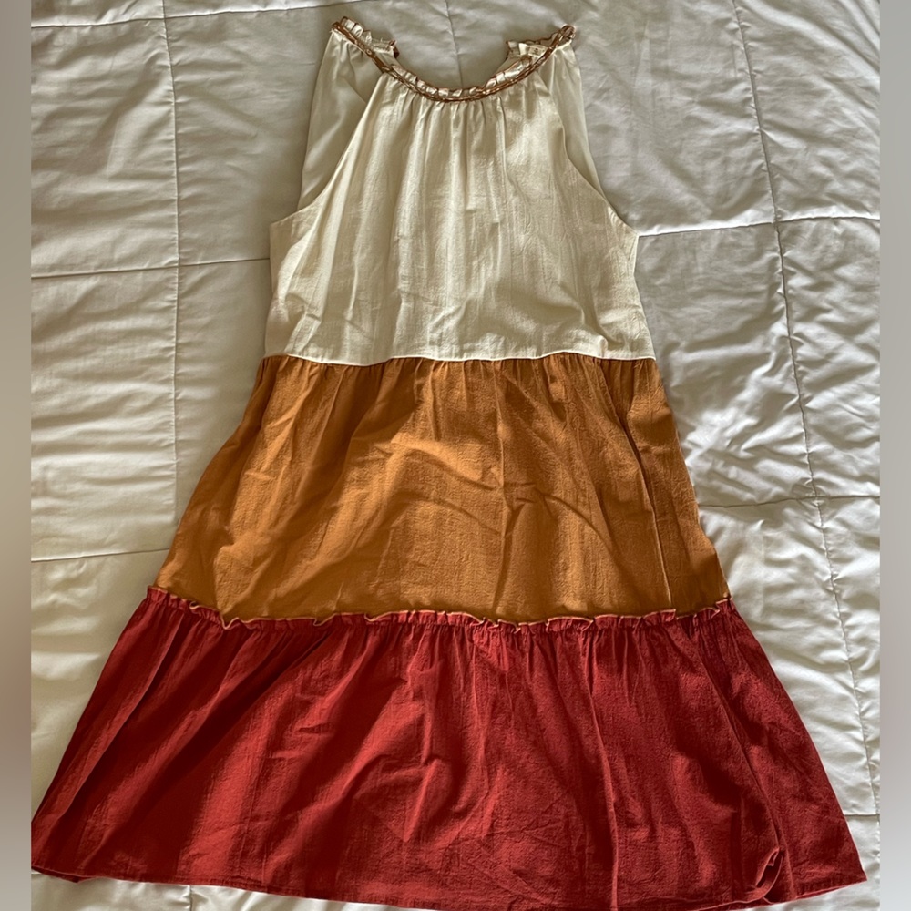 Dress, M